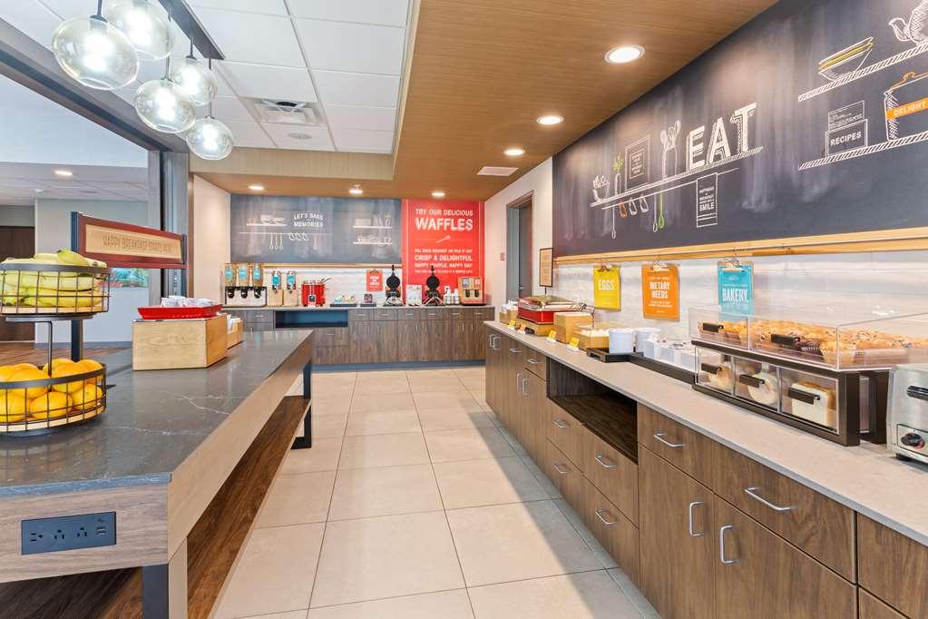 Hampton Inn & Suites Alachua I-75, Fl Restoran foto